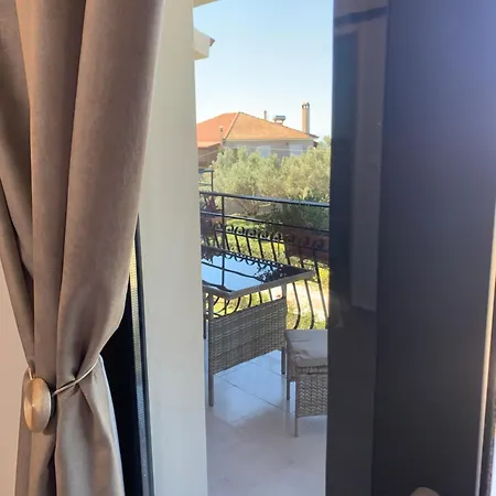 Moulinos Lägenhet Svoronata