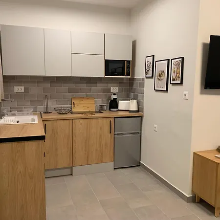 Apartment Moulinos *