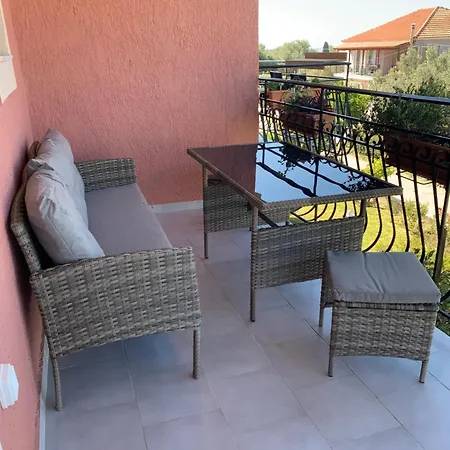 Moulinos Apartment