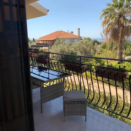 Apartment Moulinos