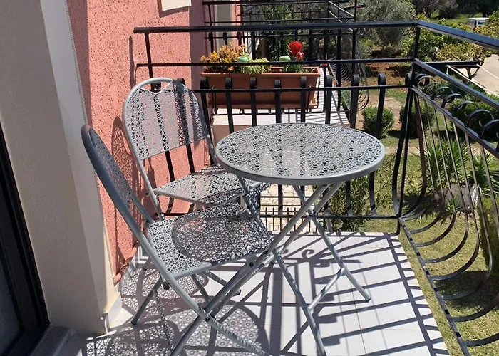 Апартаменты Moulinos Свороната